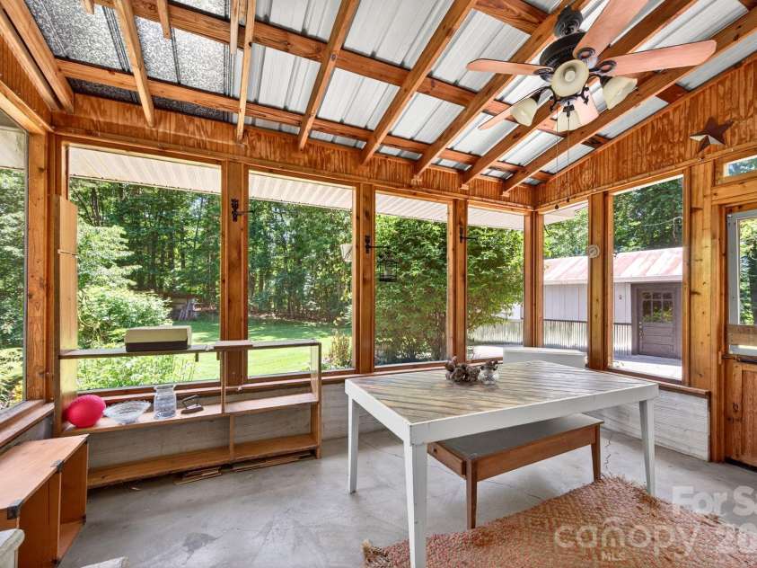 30 Reeves Drive, Burnsville, NC 28714.  MLS# CAR4391470, YatesRealty ID 30607. Screen Porch