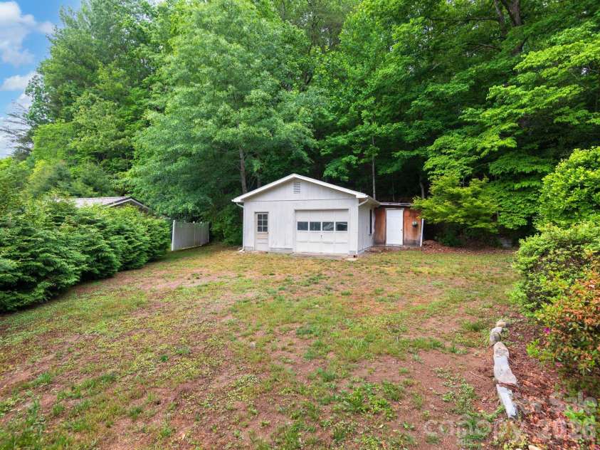 24 Piney Ridge Mountain Road, Zirconia, NC 28790.  MLS# CAR4382170, YatesRealty ID 30608. Detached Garage/Workshop/Studio