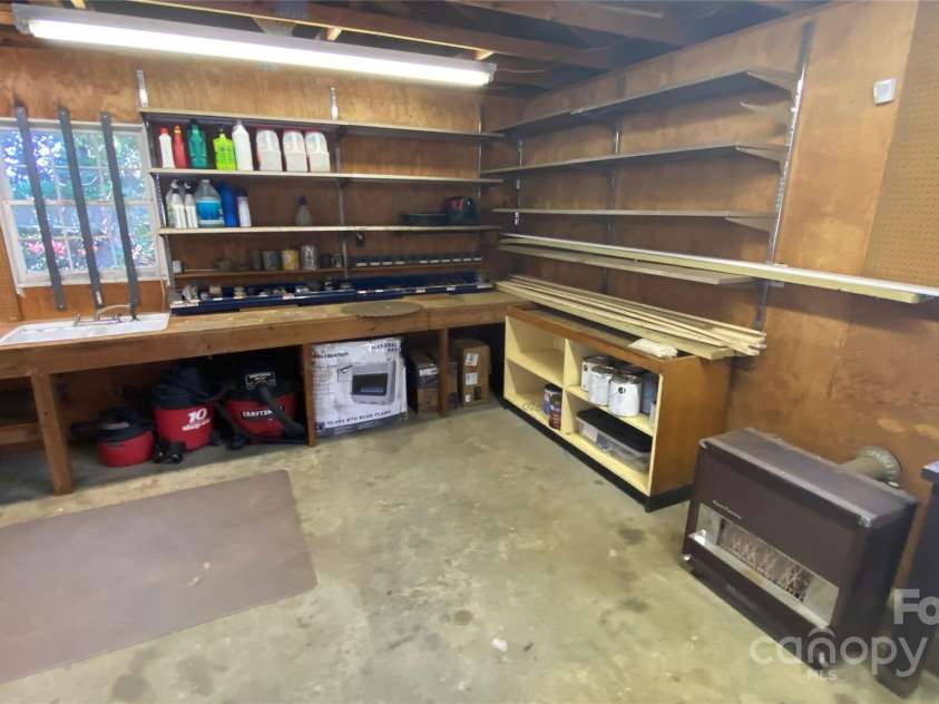 100 Ruby Lane, Gastonia, NC 28054.  MLS# CAR4284435, YatesRealty ID 30609. 