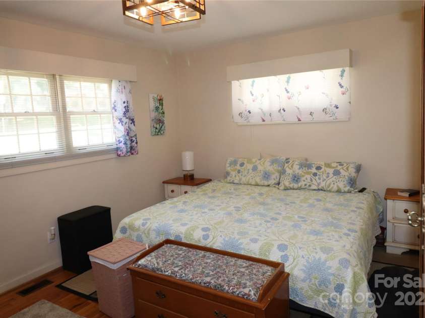 100 Ruby Lane, Gastonia, NC 28054.  MLS# CAR4284435, YatesRealty ID 30609. Bedroom