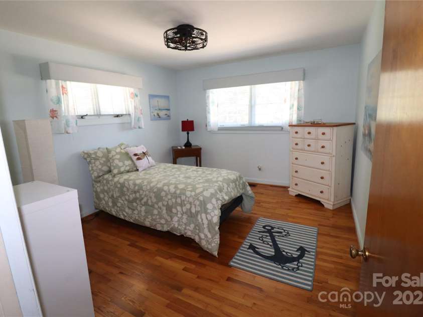 100 Ruby Lane, Gastonia, NC 28054.  MLS# CAR4284435, YatesRealty ID 30609. Bedroom