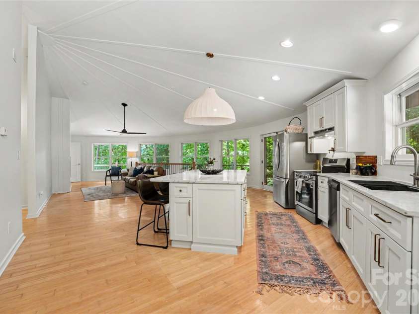 241 Spring Shore Road, Statesville, NC 28677.  MLS# CAR4384938, YatesRealty ID 30609. 