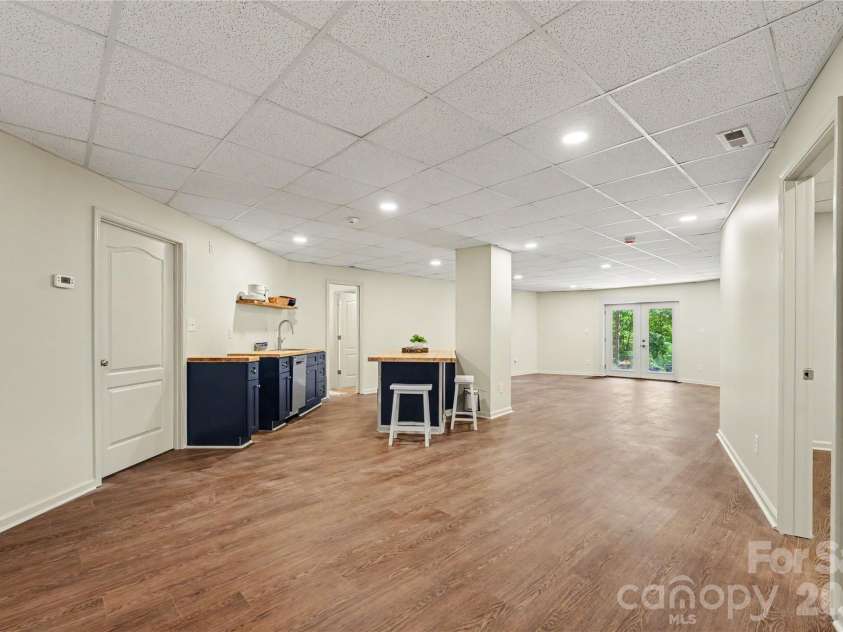241 Spring Shore Road, Statesville, NC 28677.  MLS# CAR4384938, YatesRealty ID 30609. 