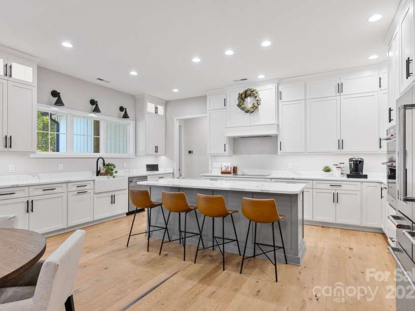 14941 Deer Hollow Drive, Gold Hill, NC 28071.  MLS# CAR4314685, YatesRealty ID 3061. Kitchen Island