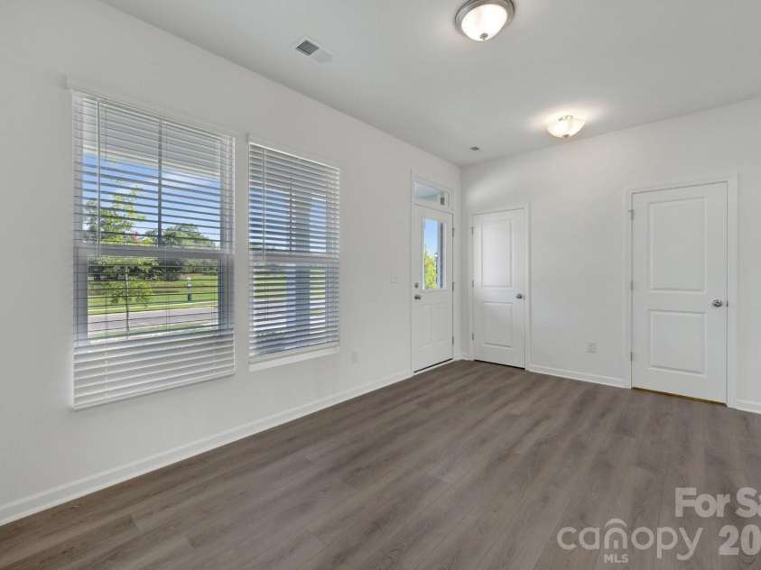 1354 Fremont Drive, Wingate, NC 28174.  MLS# CAR4391046, YatesRealty ID 30610. Flex room