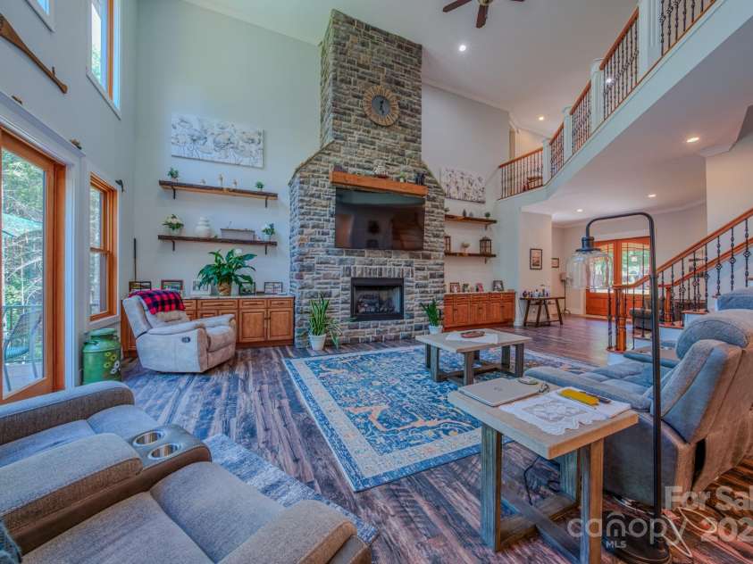 1416 Southpointe Drive, Morganton, NC 28655.  MLS# CAR4283259, YatesRealty ID 30610. 