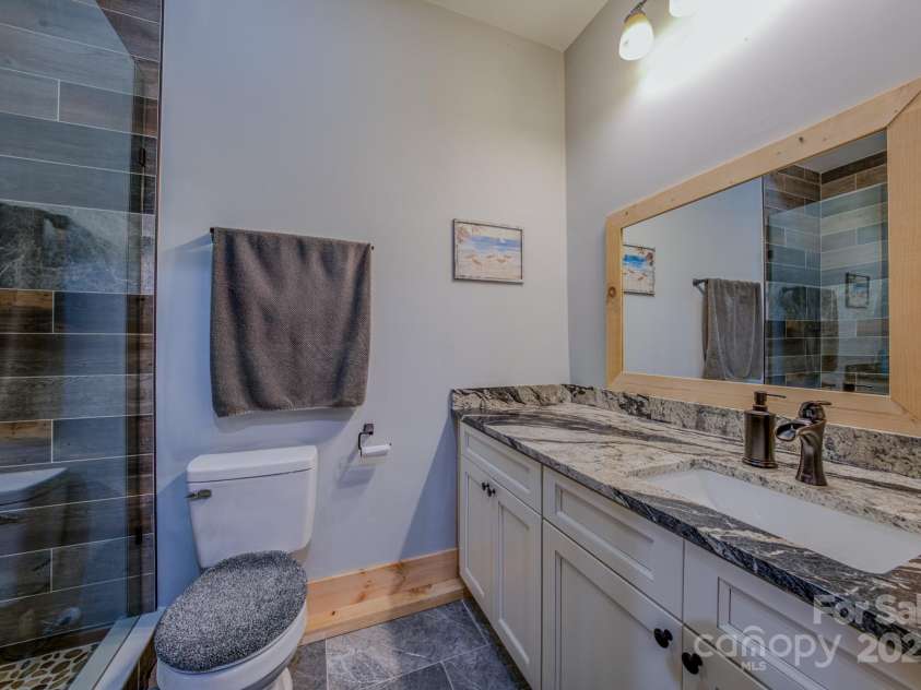 1416 Southpointe Drive, Morganton, NC 28655.  MLS# CAR4283259, YatesRealty ID 30610. 