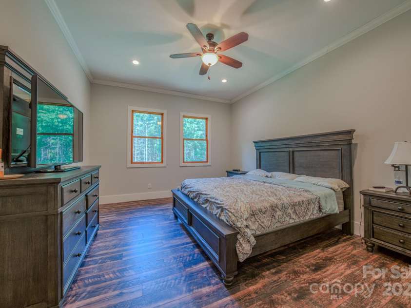 1416 Southpointe Drive, Morganton, NC 28655.  MLS# CAR4283259, YatesRealty ID 30610. 