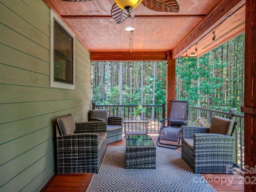 1416 Southpointe Drive, Morganton, NC 28655.  MLS# CAR4283259, YatesRealty ID 30610. 