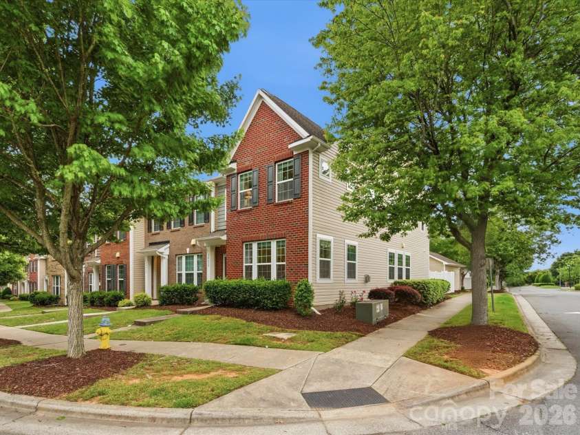 18439 The Commons Boulevard, Cornelius, NC 28031.  MLS# CAR4386213, YatesRealty ID 30611. 