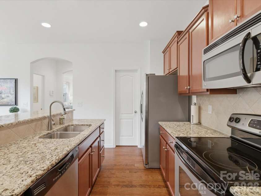 18439 The Commons Boulevard, Cornelius, NC 28031.  MLS# CAR4386213, YatesRealty ID 30611. 