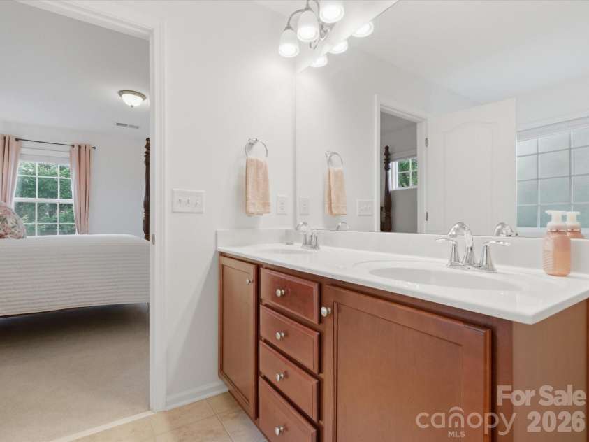 18439 The Commons Boulevard, Cornelius, NC 28031.  MLS# CAR4386213, YatesRealty ID 30611. 