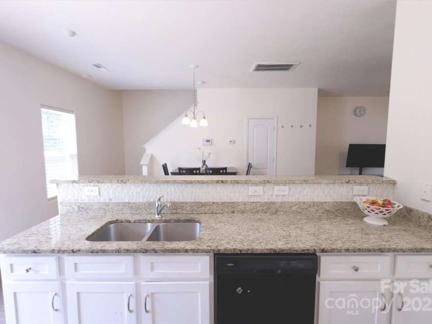6919 Ware Road, Charlotte, NC 28212.  MLS# CAR4263043, YatesRealty ID 30611. 