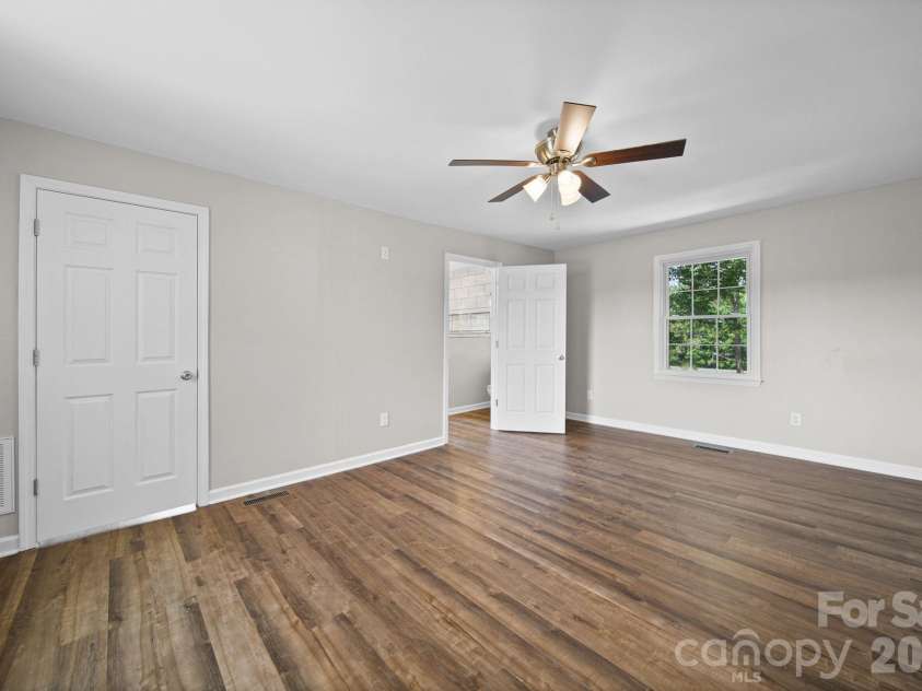 3003 Joe Griffin Road, Monroe, NC 28112.  MLS# CAR4390560, YatesRealty ID 30615. 