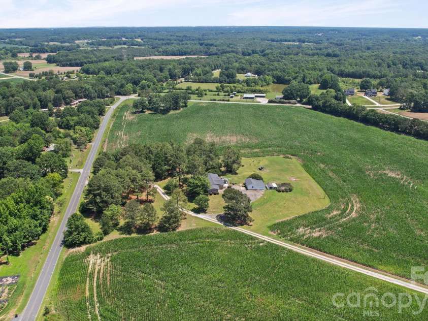 3003 Joe Griffin Road, Monroe, NC 28112.  MLS# CAR4390560, YatesRealty ID 30615. 