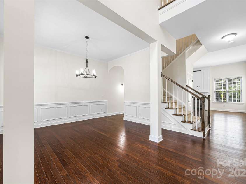 646 Quicksilver Trail, Fort Mill, SC 29708.  MLS# CAR4274446, YatesRealty ID 30616. Entry/Dining Room
