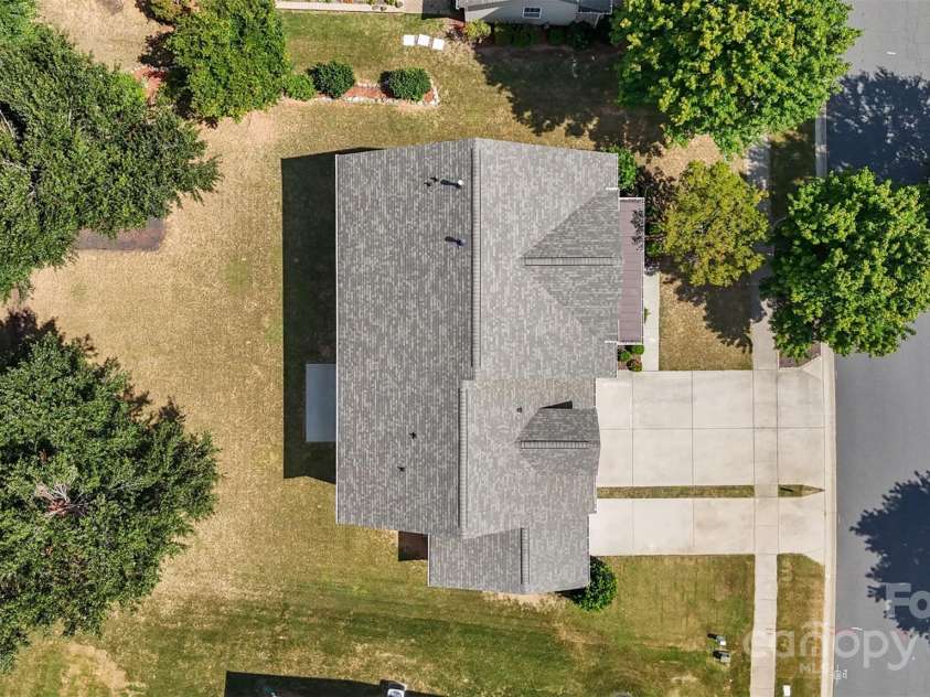 646 Quicksilver Trail, Fort Mill, SC 29708.  MLS# CAR4274446, YatesRealty ID 30616. New roof