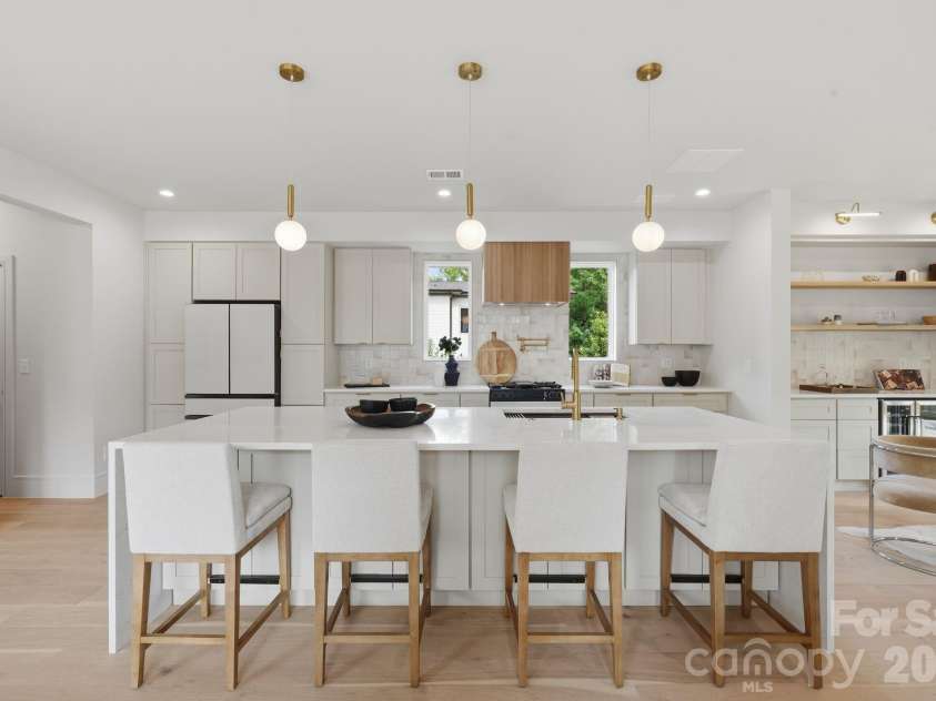 1404 Downs Avenue, Charlotte, NC 28205.  MLS# CAR4364853, YatesRealty ID 30617. 