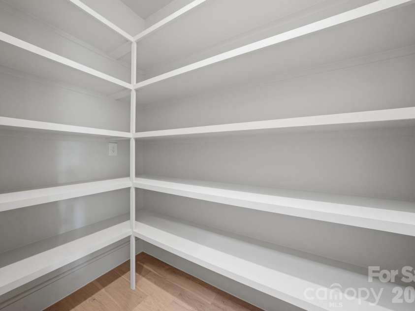 1404 Downs Avenue, Charlotte, NC 28205.  MLS# CAR4364853, YatesRealty ID 30617. 