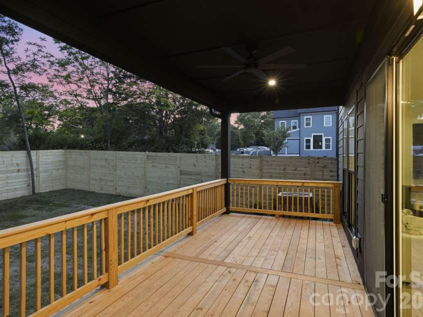 1404 Downs Avenue, Charlotte, NC 28205.  MLS# CAR4364853, YatesRealty ID 30617. 