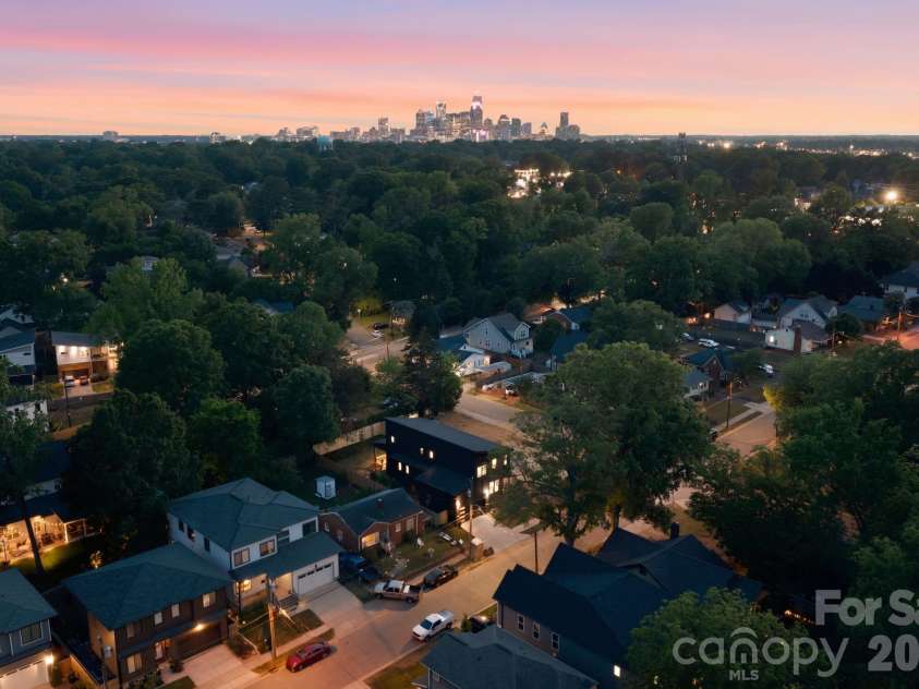 1404 Downs Avenue, Charlotte, NC 28205.  MLS# CAR4364853, YatesRealty ID 30617. 