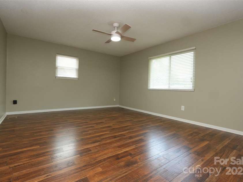 7109 Bisaner Street, Charlotte, NC 28269.  MLS# CAR4281451, YatesRealty ID 30618. 