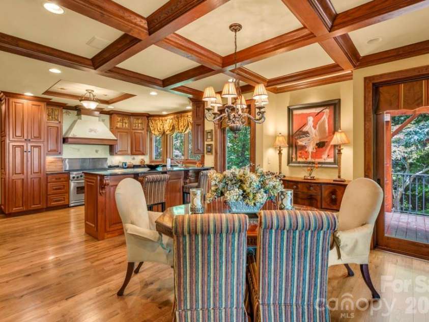 847 Old Orchard Road, Blowing Rock, NC 28605.  MLS# CAR4384622, YatesRealty ID 30618. 
