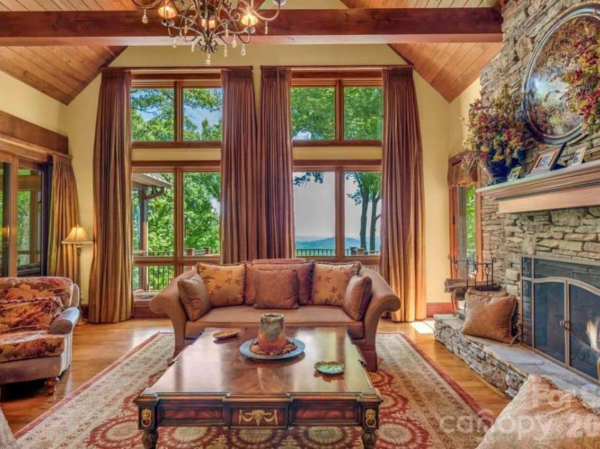 847 Old Orchard Road, Blowing Rock, NC 28605.  MLS# CAR4384622, YatesRealty ID 30618. Long-range views from the Great Room!