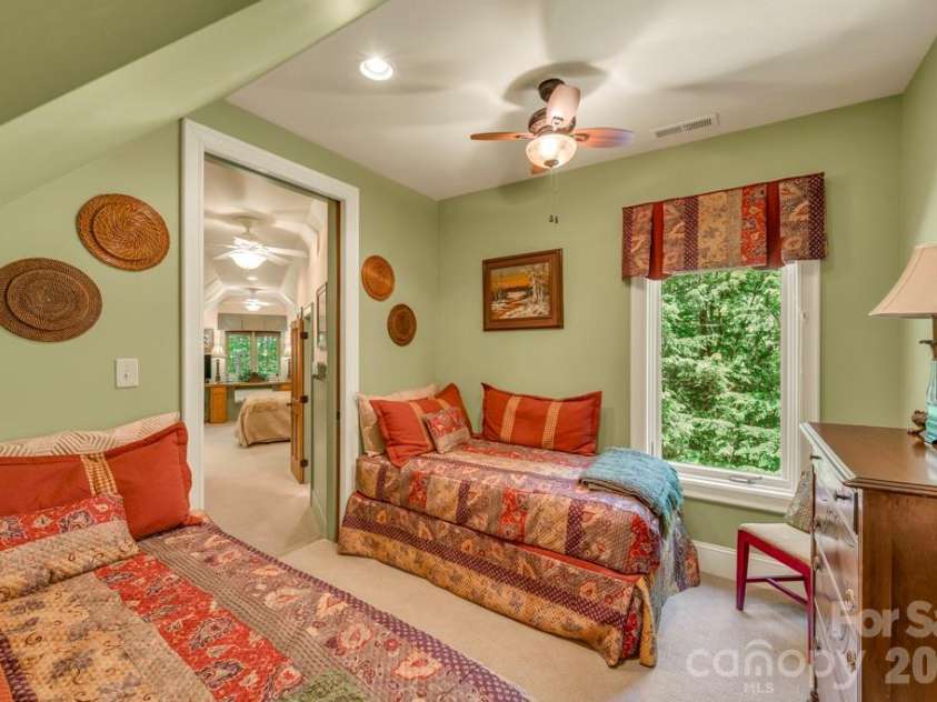 847 Old Orchard Road, Blowing Rock, NC 28605.  MLS# CAR4384622, YatesRealty ID 30618. Upper-level bonus room or office