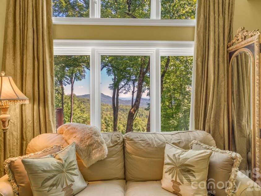 847 Old Orchard Road, Blowing Rock, NC 28605.  MLS# CAR4384622, YatesRealty ID 30618. Views from the primary suite!