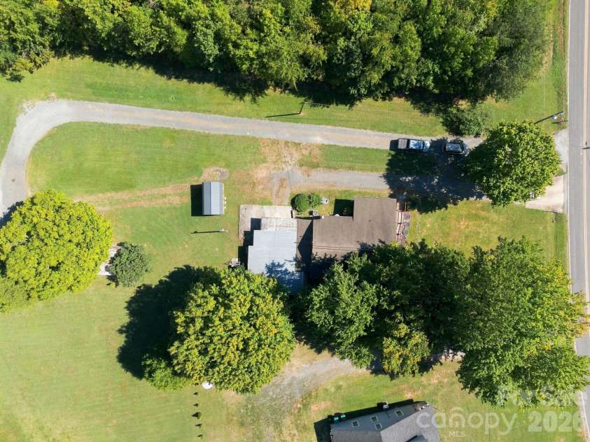 512 Bank Street, Salisbury, NC 28146.  MLS# CAR4422769, YatesRealty ID 30619. 