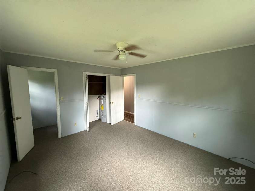 183 Maple Road, Spruce Pine, NC 28777.  MLS# CAR4213050, YatesRealty ID 3062. 