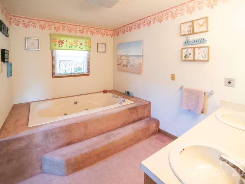 4781 Sugar Loaf Road, Morganton, NC 28655.  MLS# CAR4328426, YatesRealty ID 3062. 