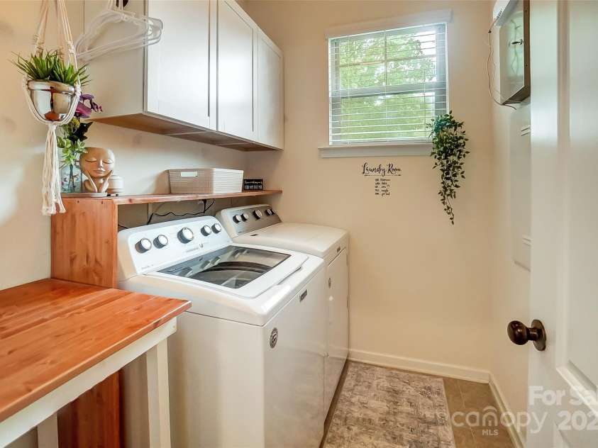 2314 Fairport Drive, Concord, NC 28025.  MLS# CAR4285208, YatesRealty ID 30620. 