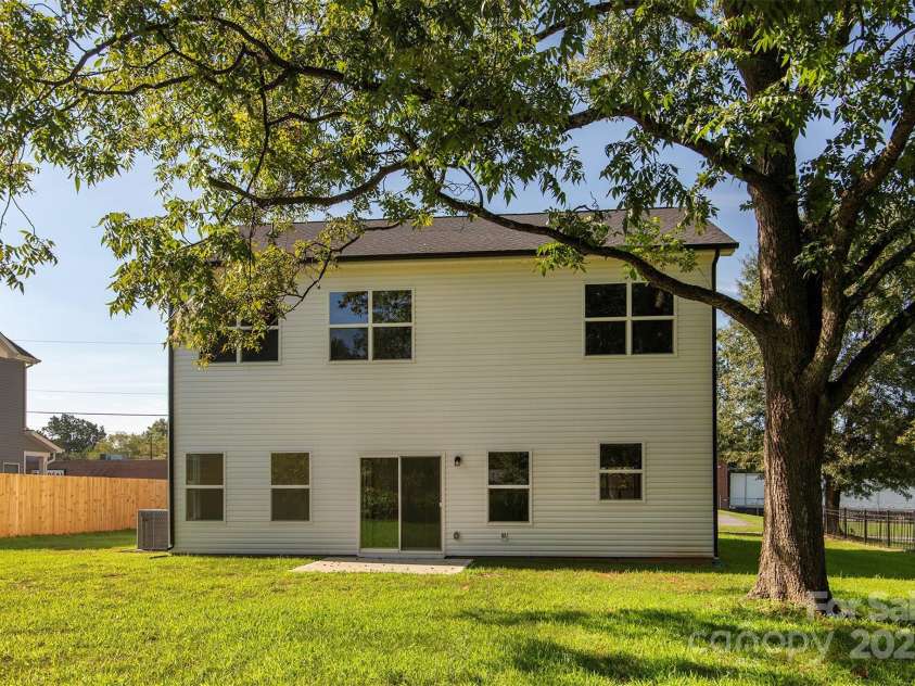 118 Durham Road, Stanley, NC 28164.  MLS# CAR4268846, YatesRealty ID 30622. 