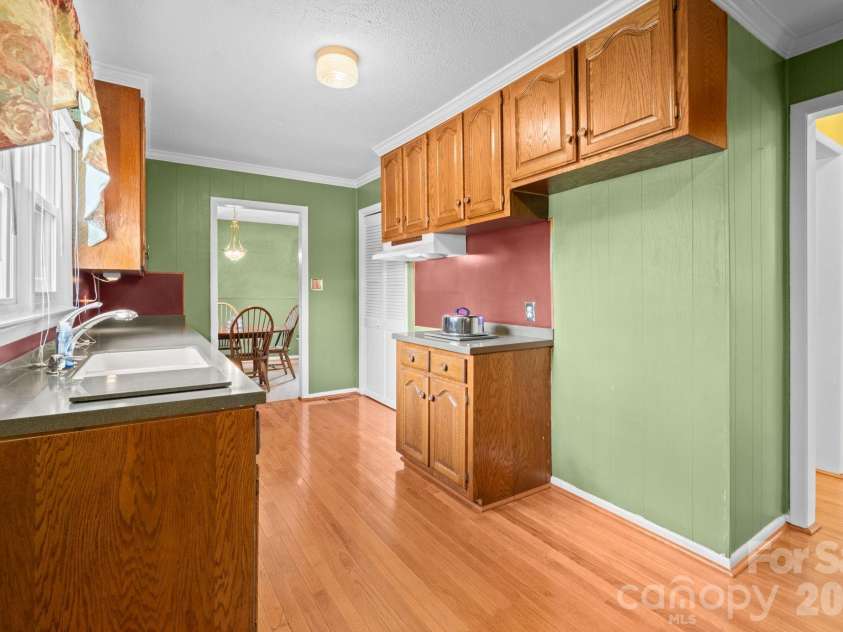 209 Saint Marys Church Road, Morganton, NC 28655.  MLS# CAR4390018, YatesRealty ID 30622. 