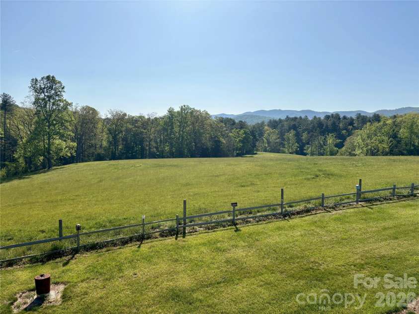 377 Upper Grassy Branch Road, Asheville, NC 28805.  MLS# CAR4375957, YatesRealty ID 30623. 