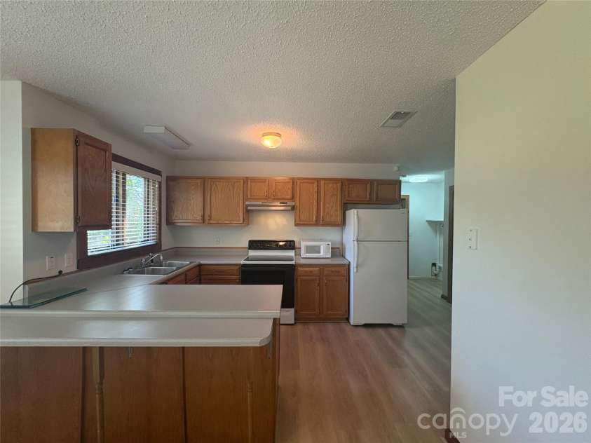 377 Upper Grassy Branch Road, Asheville, NC 28805.  MLS# CAR4375957, YatesRealty ID 30623. 