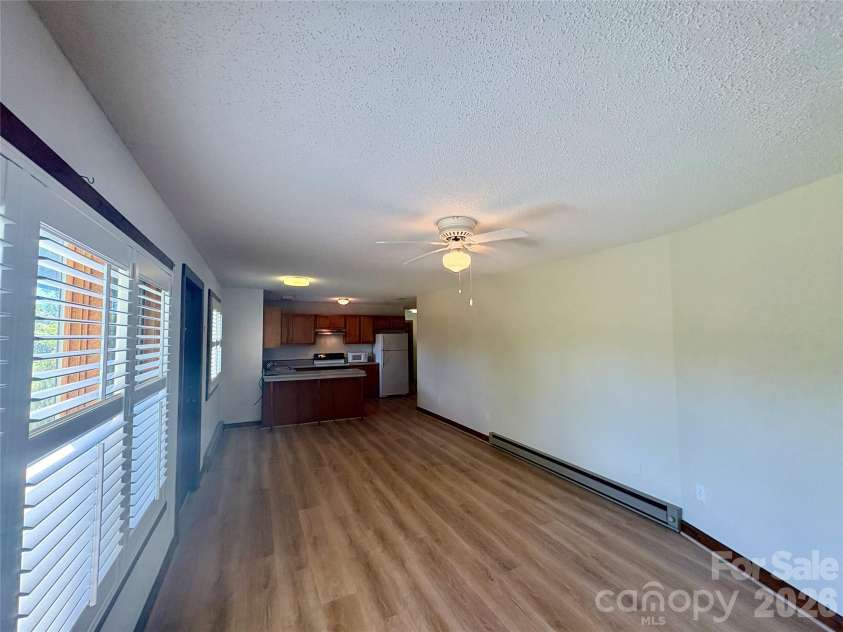 377 Upper Grassy Branch Road, Asheville, NC 28805.  MLS# CAR4375957, YatesRealty ID 30623. 