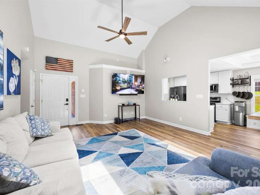 170 Ruthaven Drive, Bessemer City, NC 28016.  MLS# CAR4391676, YatesRealty ID 30624. 