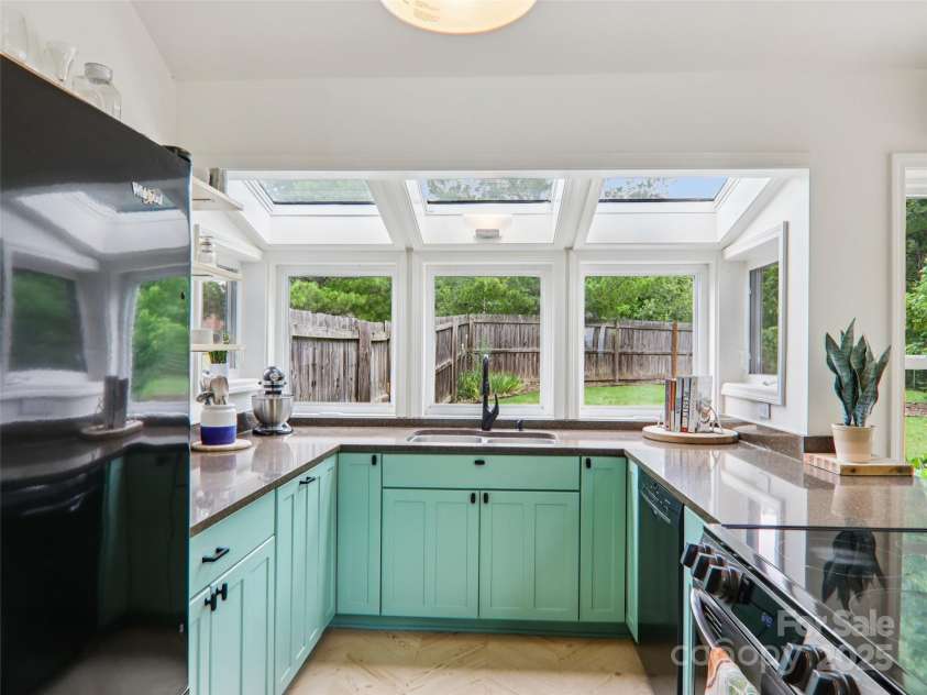 2 Briarwood Drive, Alexander, NC 28701.  MLS# CAR4276825, YatesRealty ID 30624. 