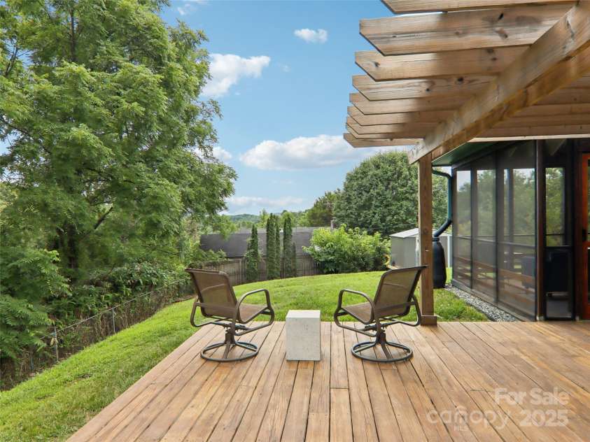 2 Briarwood Drive, Alexander, NC 28701.  MLS# CAR4276825, YatesRealty ID 30624. 