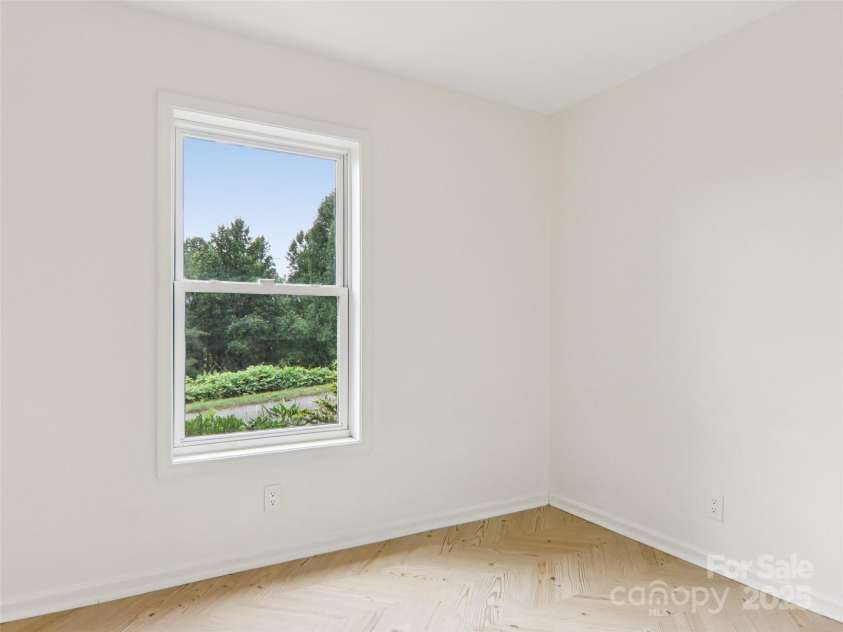 2 Briarwood Drive, Alexander, NC 28701.  MLS# CAR4276825, YatesRealty ID 30624. 