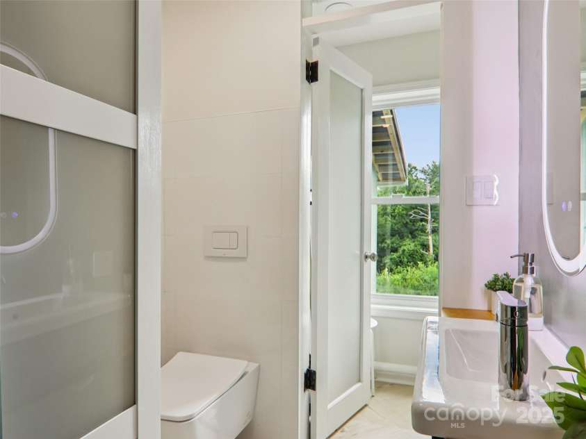 2 Briarwood Drive, Alexander, NC 28701.  MLS# CAR4276825, YatesRealty ID 30624. 