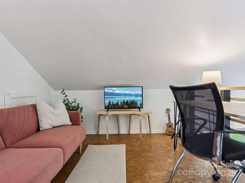 2 Briarwood Drive, Alexander, NC 28701.  MLS# CAR4276825, YatesRealty ID 30624. 