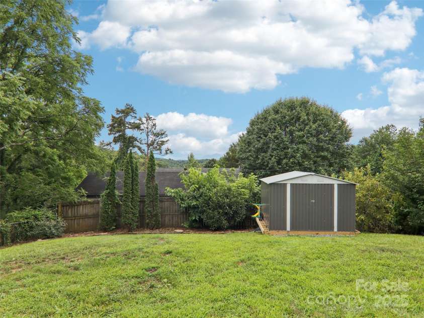 2 Briarwood Drive, Alexander, NC 28701.  MLS# CAR4276825, YatesRealty ID 30624. 