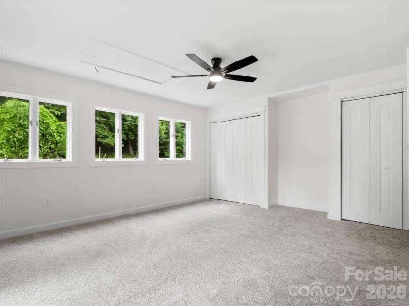 455 Rocky Springs Heights, Burnsville, NC 28714.  MLS# CAR4389023, YatesRealty ID 30625. 