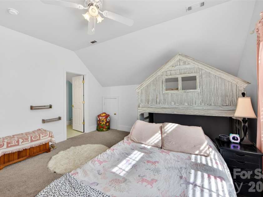 8628 Brookgreen Drive, Mint Hill, NC 28227.  MLS# CAR4380326, YatesRealty ID 30627. BedroomBedroom