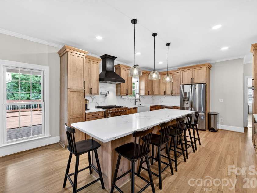 8628 Brookgreen Drive, Mint Hill, NC 28227.  MLS# CAR4380326, YatesRealty ID 30627. Kitchen