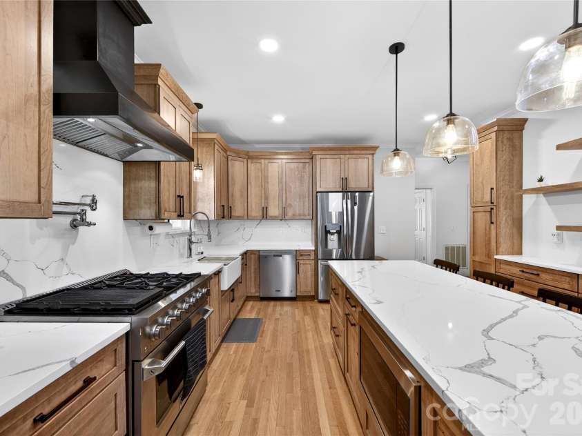 8628 Brookgreen Drive, Mint Hill, NC 28227.  MLS# CAR4380326, YatesRealty ID 30627. Kitchen